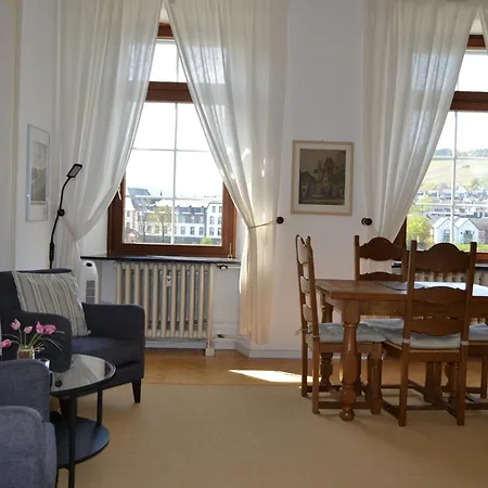 Am Stadtpalais Fewo-mosel Διαμέρισμα *